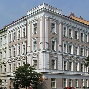 Machova Prague