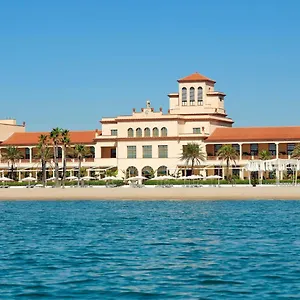 Отель Le Meridien Ra And